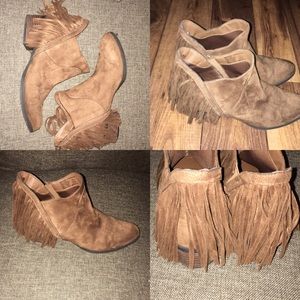 Fringed bootie